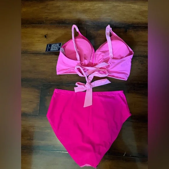 Pink Colorblock Bikini Set - Picture 2 of 3